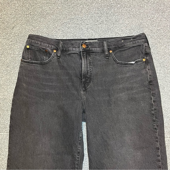 Madewell The Perfect Vintage Wide Leg Crop Jeans Size 33P Black Denim Fringe - Picture 2 of 13